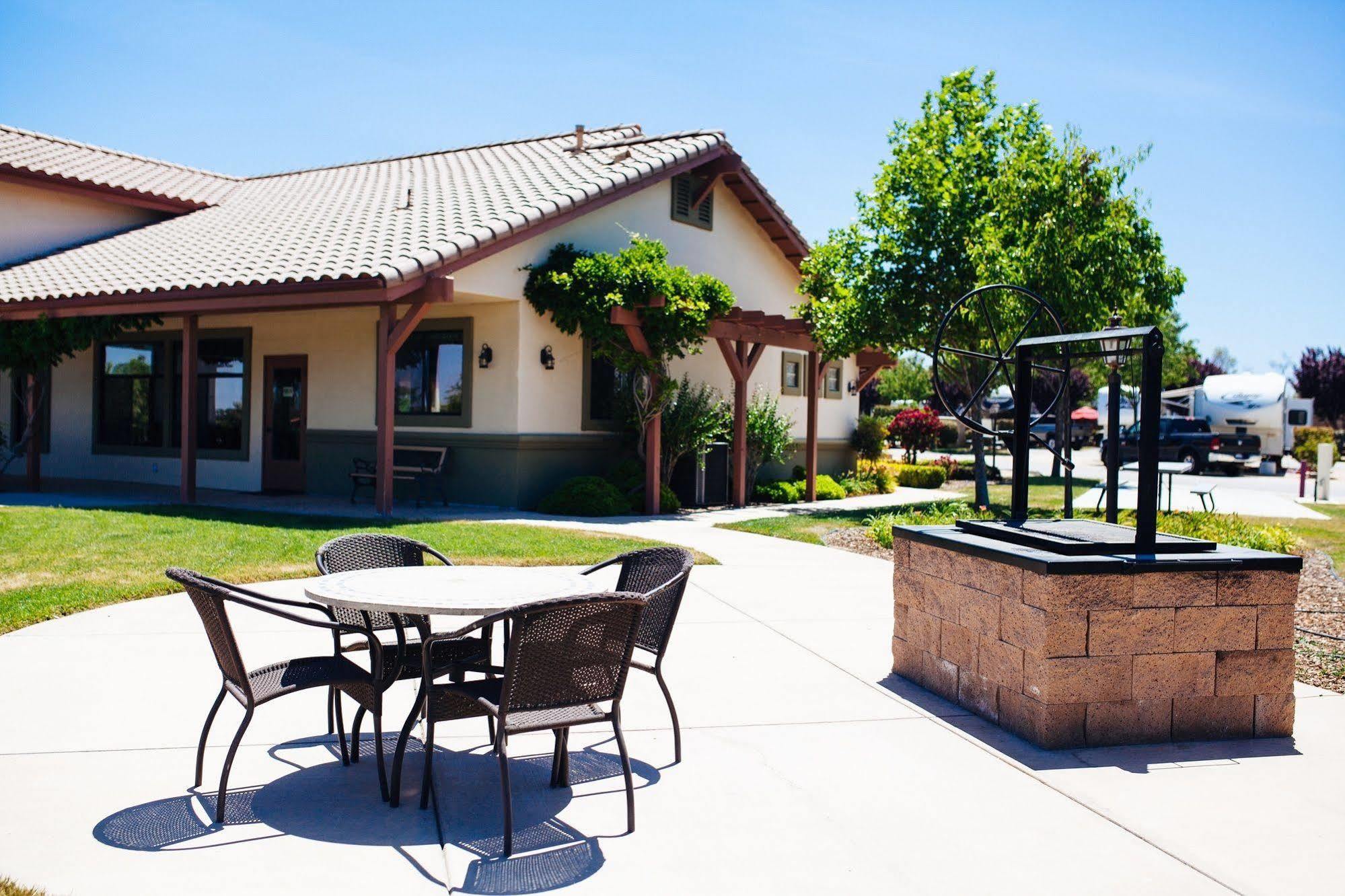 Sun Outdoors Central Coast Wine Country Paso Robles Exterior photo